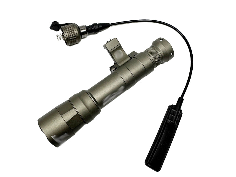 [Sotac] New Version M640DF Scout Weaponlight w/ Adjustable Angle scope mount[DE]
